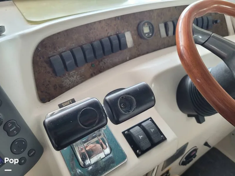 Slide: The Image of Sea Ray 330 Sundancer 1996 - 12680880