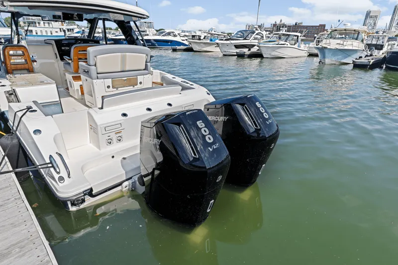 Slide: The Image of Boston Whaler 380 Realm 2025 - 7