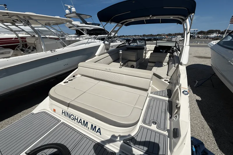Slide: The Image of Sea Ray 270 SDX OB 2021 - 7