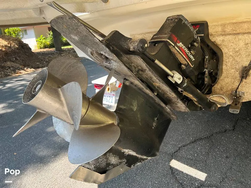 Slide: The Image of Maxum 2300 SC 2002 - 13065270