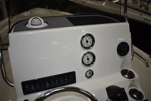 Slide: The Image of Key West Boats 189 FS 2026 - 21