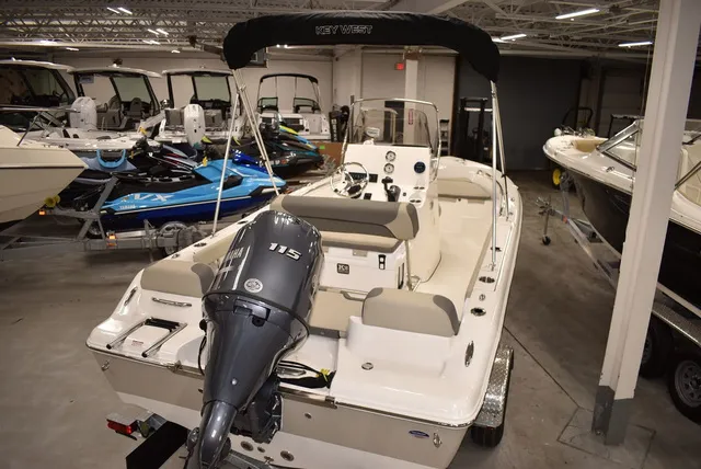 Slide: The Image of Key West Boats 189 FS 2026 - 4