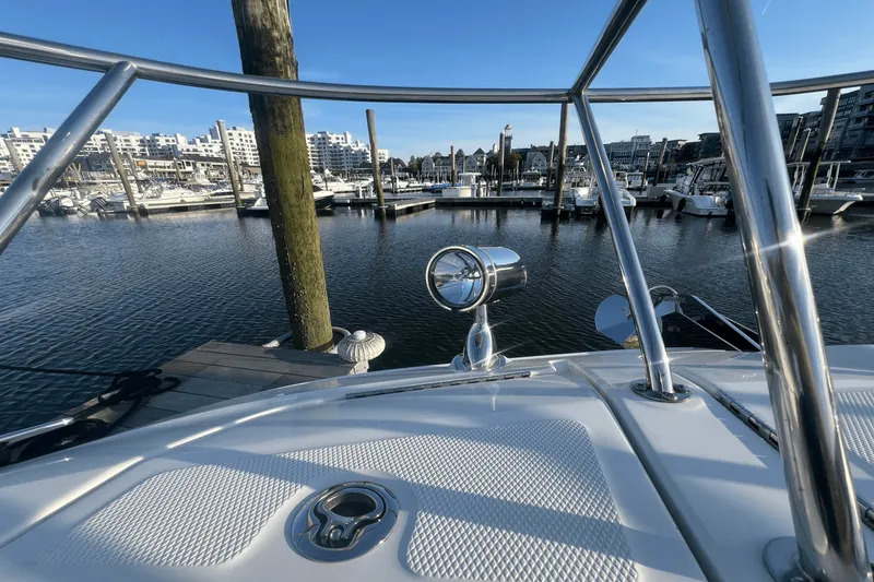 Slide: The Image of Sea Ray 320 SUNDANCER 2023 - 27