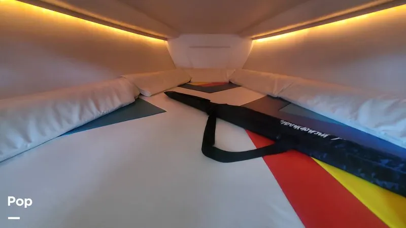 Slide: The Image of Scarab 38 Thunder 1992 - 12608648