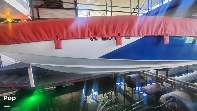 Slide: The Image of Scarab 38 Thunder 1992 - 12608535