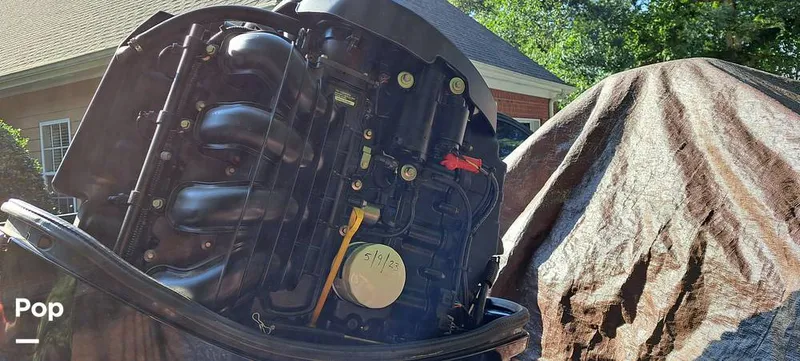 Slide: The Image of Tracker Pro Team 195TXW 2016 - 12716248