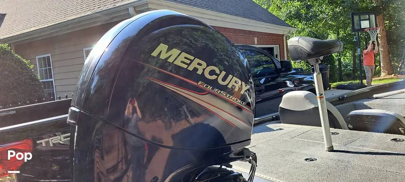 Slide: The Image of Tracker Pro Team 195TXW 2016 - 12716265