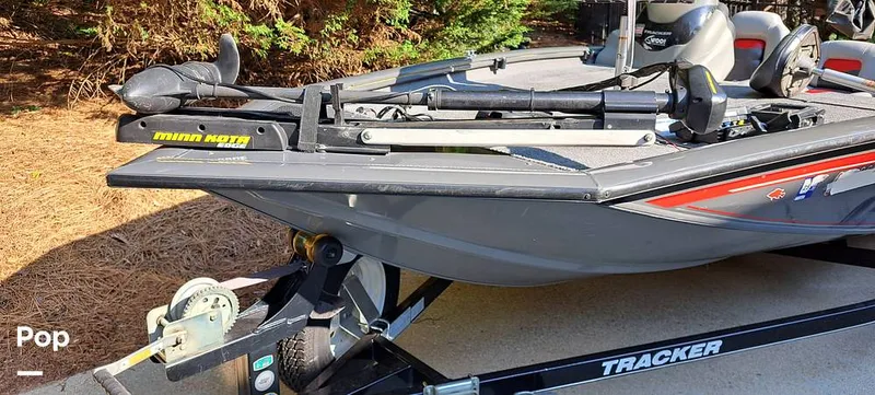 Slide: The Image of Tracker Pro Team 195TXW 2016 - 12716272