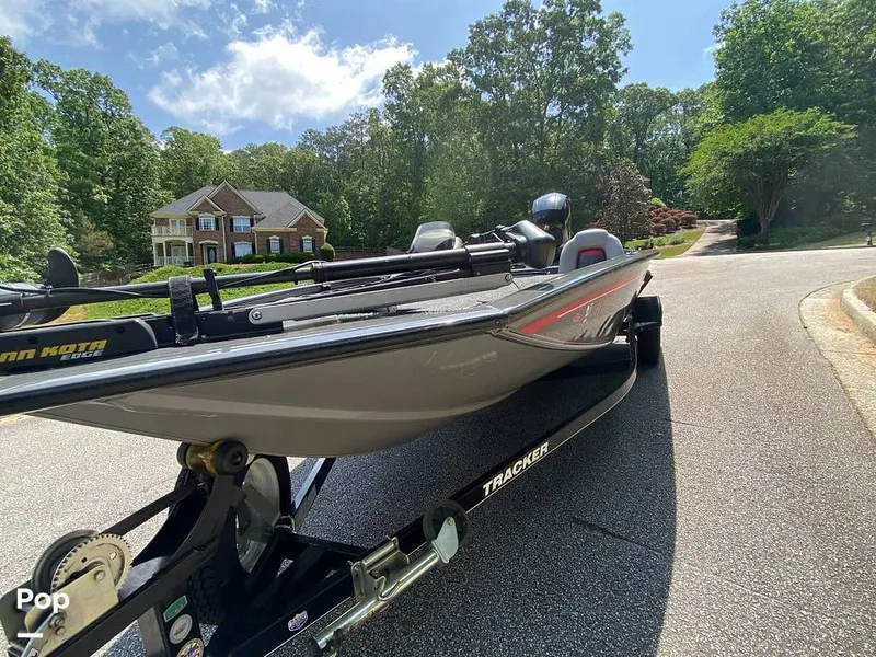 Slide: The Image of Tracker Pro Team 195TXW 2016 - 12601782