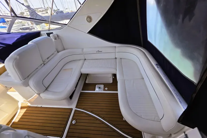 Slide: The Image of Bayliner 3055 Ciera 1999 - 4