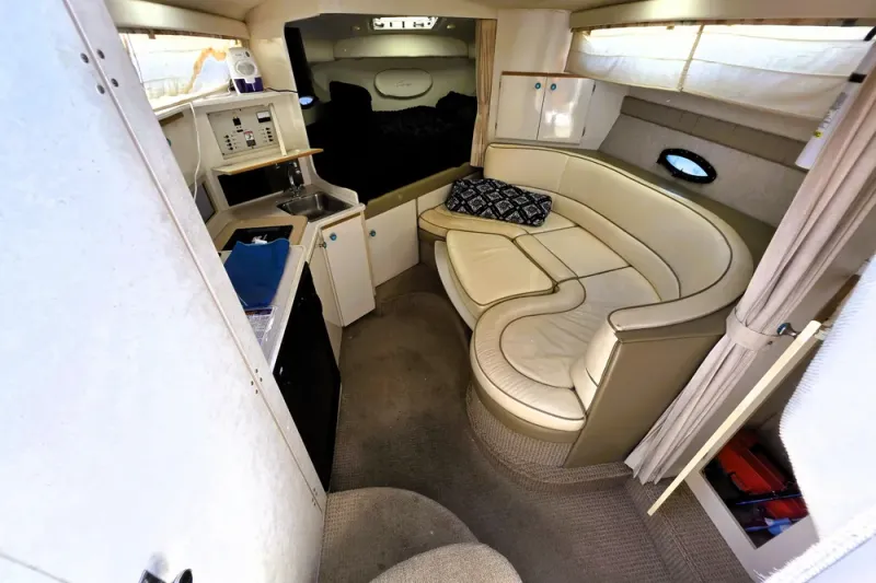 Slide: The Image of Bayliner 3055 Ciera 1999 - 9