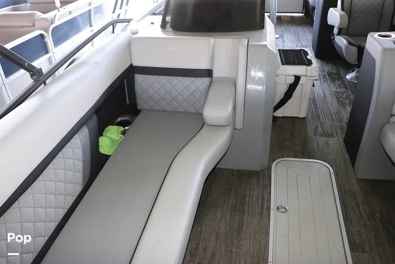 Slide: The Image of Godfrey AquaPatio 255 SBC 2023 - 15123706