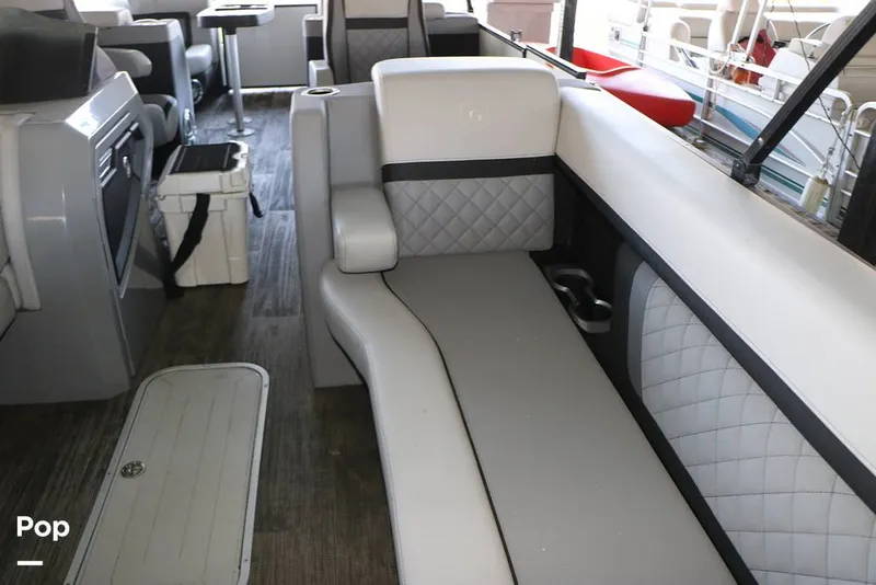 Slide: The Image of Godfrey AquaPatio 255 SBC 2023 - 15123707