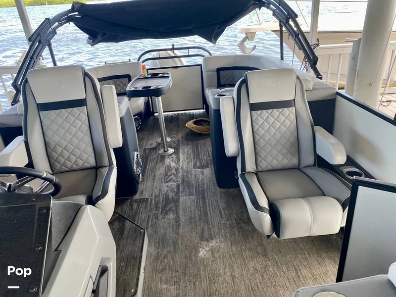 Slide: The Image of Godfrey AquaPatio 255 SBC 2023 - 12662219