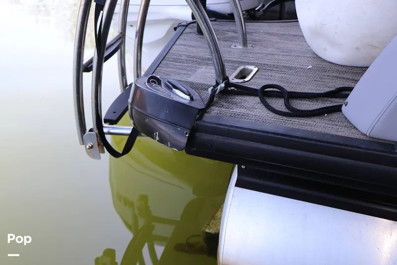 Slide: The Image of Godfrey AquaPatio 255 SBC 2023 - 15123722