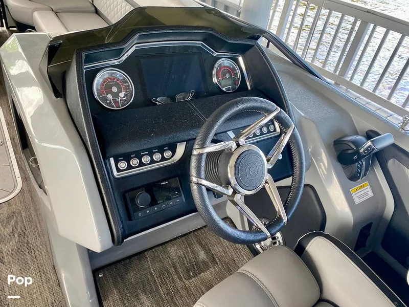 Slide: The Image of Godfrey AquaPatio 255 SBC 2023 - 12662220