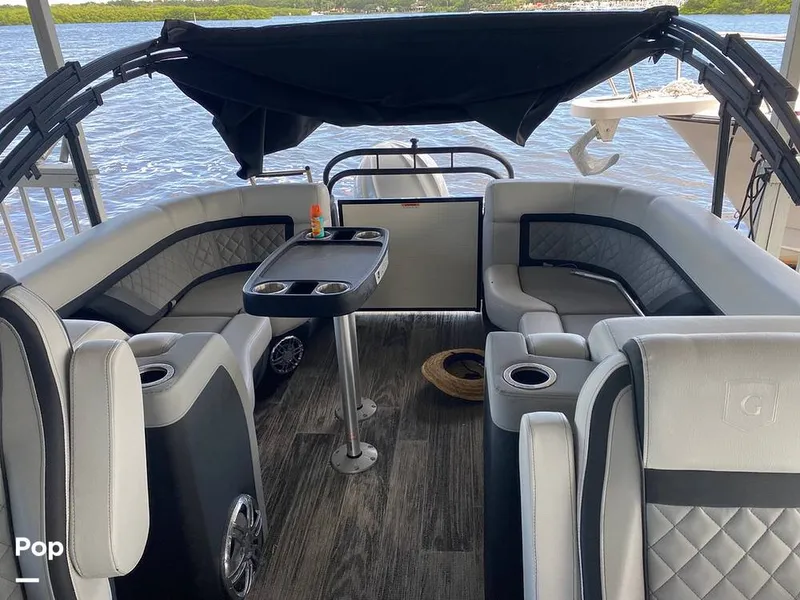 Slide: The Image of Godfrey AquaPatio 255 SBC 2023 - 12662227