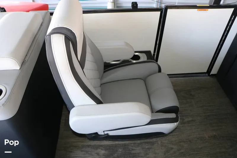 Slide: The Image of Godfrey AquaPatio 255 SBC 2023 - 15123695