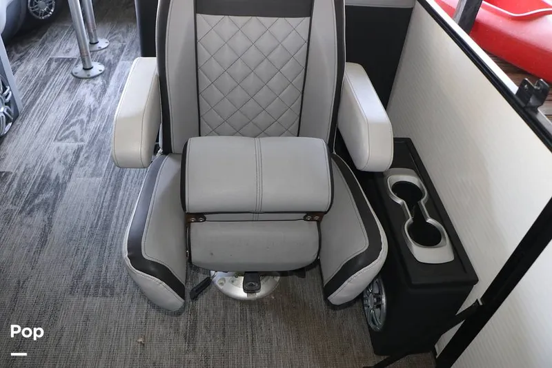 Slide: The Image of Godfrey AquaPatio 255 SBC 2023 - 15123697