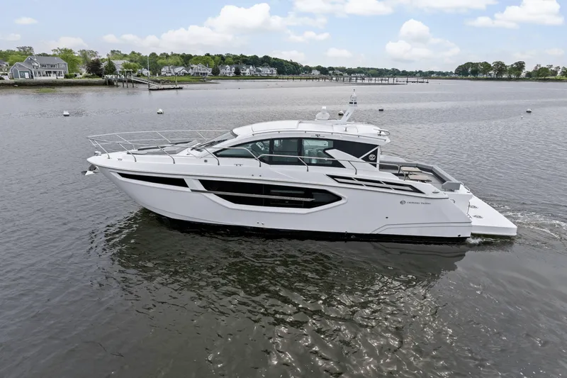 Slide: The Image of Cruisers Yachts 42 CANTIUS 2022 - 2