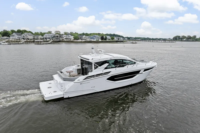 Slide: The Image of Cruisers Yachts 42 CANTIUS 2022 - 52