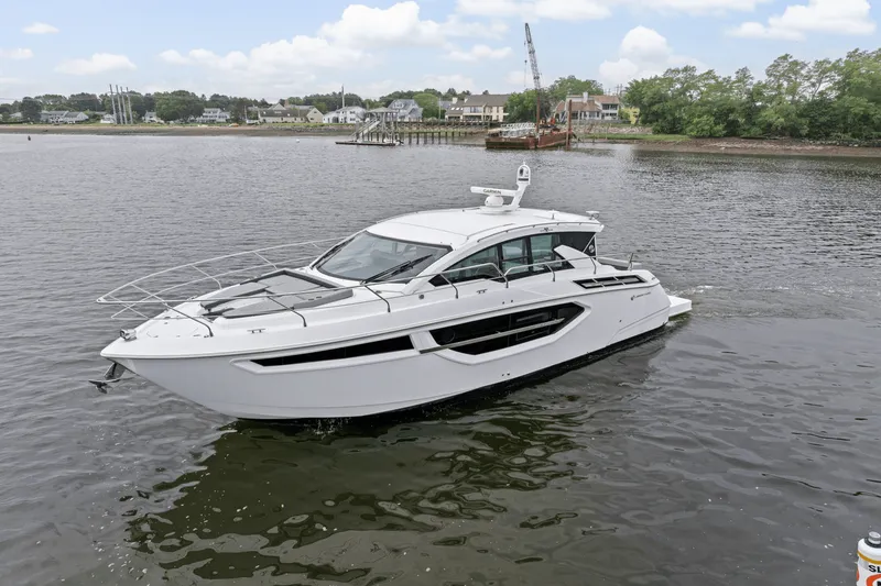 Slide: The Image of Cruisers Yachts 42 CANTIUS 2022 - 57