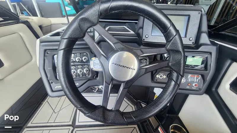 Slide: The Image of Steering Wheel - 12962836
