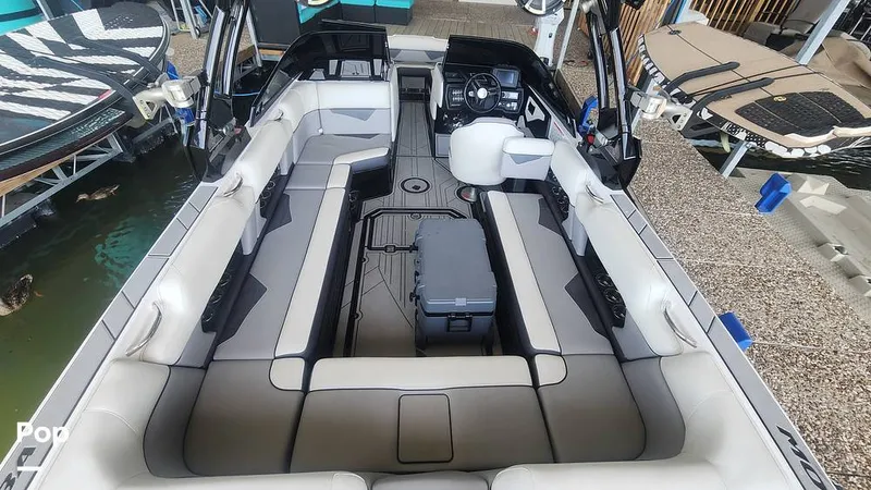 Slide: The Image of Moomba Makai 2020 - 12962793