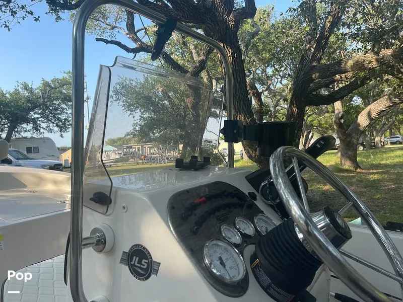 Slide: The Image of Carolina 192JLS 2022 - 12666160