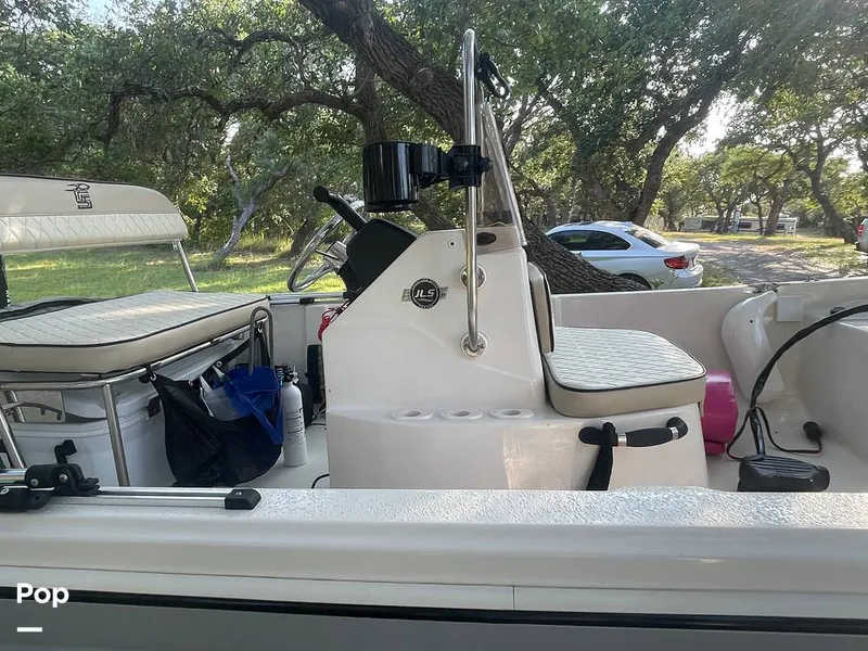 Slide: The Image of Carolina 192JLS 2022 - 12666314