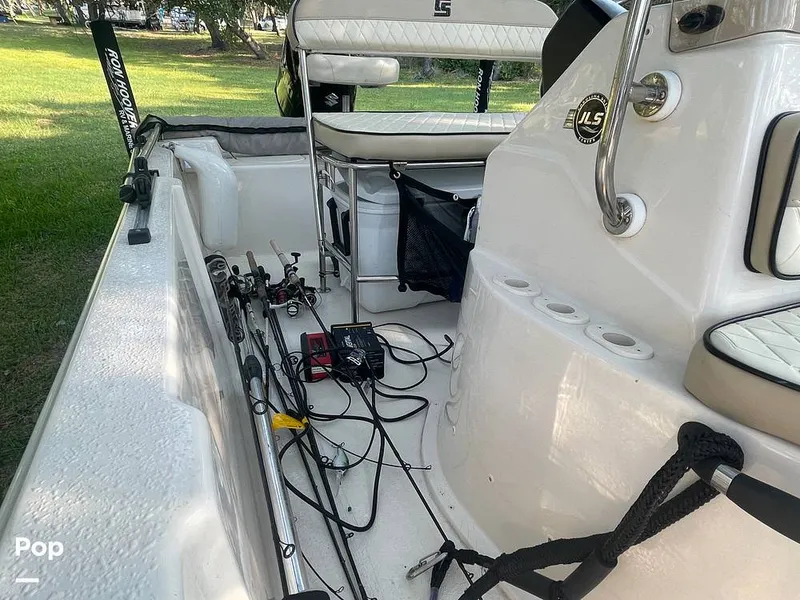 Slide: The Image of Carolina 192JLS 2022 - 12666326