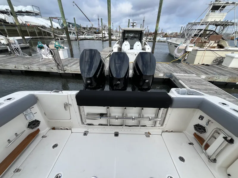 Slide: The Image of Boston Whaler 350 Realm 2026 - 49