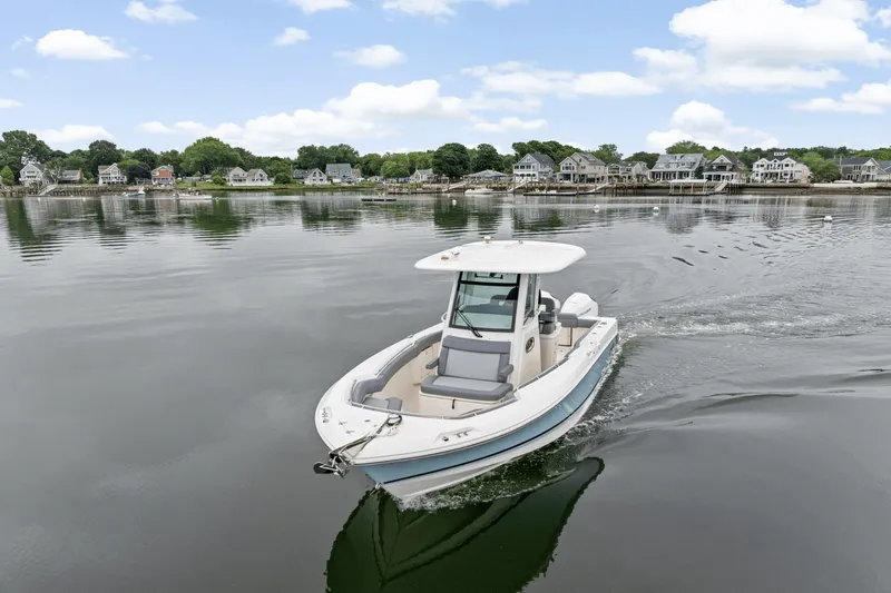 Slide: The Image of Boston Whaler 250 Outrage 2025 - 2