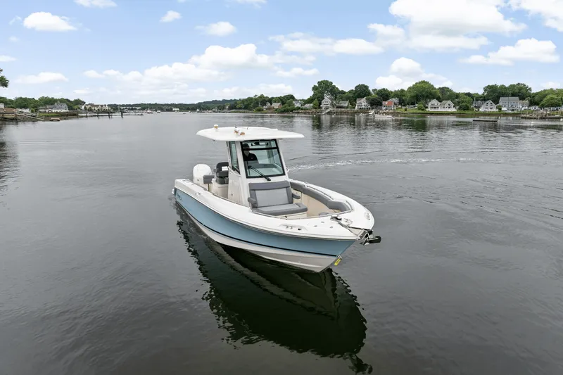 Slide: The Image of Boston Whaler 250 Outrage 2025 - 54