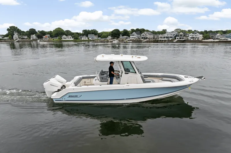 Slide: The Image of Boston Whaler 250 Outrage 2025 - 55