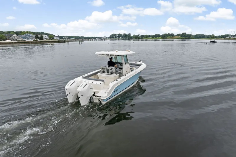 Slide: The Image of Boston Whaler 250 Outrage 2025 - 56