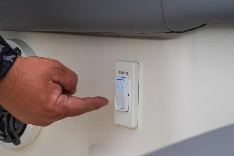 Slide: The Image of Boston Whaler 360 Outrage 2026 - 126