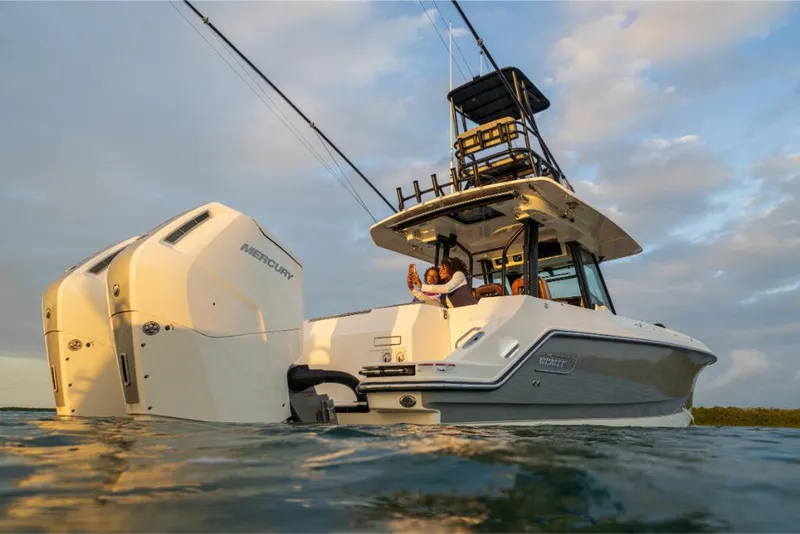 Slide: The Image of Boston Whaler 360 Outrage 2026 - 185