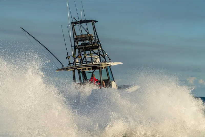 Slide: The Image of Boston Whaler 360 Outrage 2026 - 202