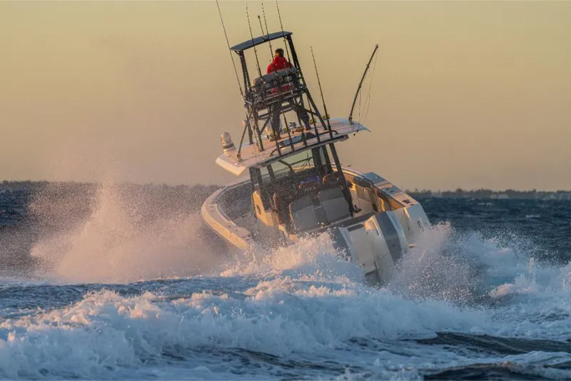 Slide: The Image of Boston Whaler 360 Outrage 2026 - 218