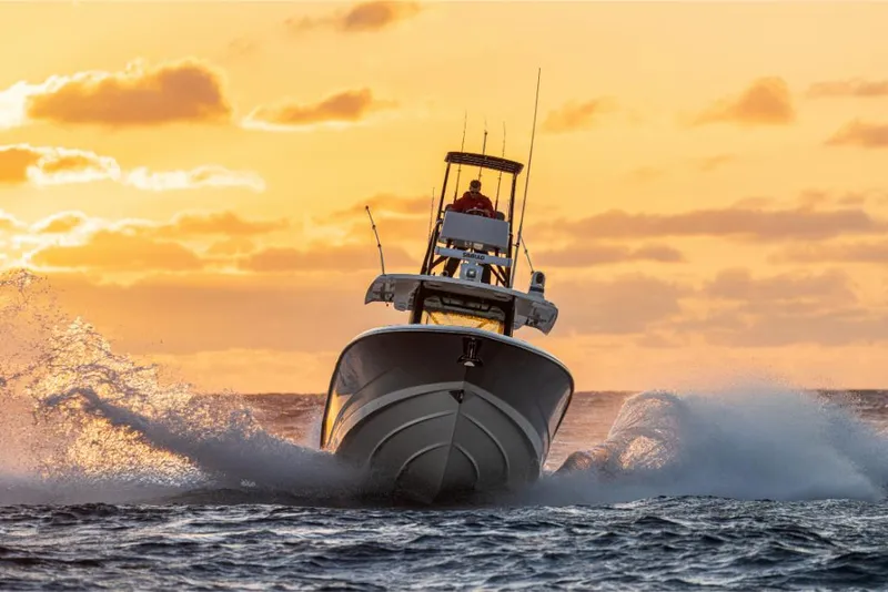 Slide: The Image of Boston Whaler 360 Outrage 2026 - 225