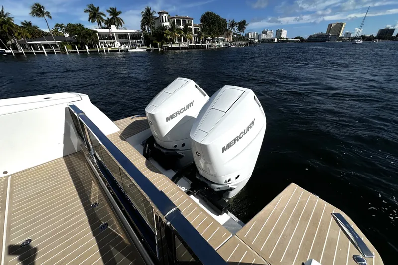 Slide: The Image of Saxdor 400 GTO 2026 - 20