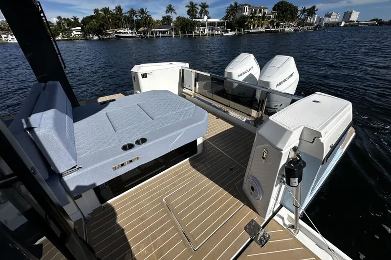 Slide: The Image of Saxdor 400 GTO 2026 - 26