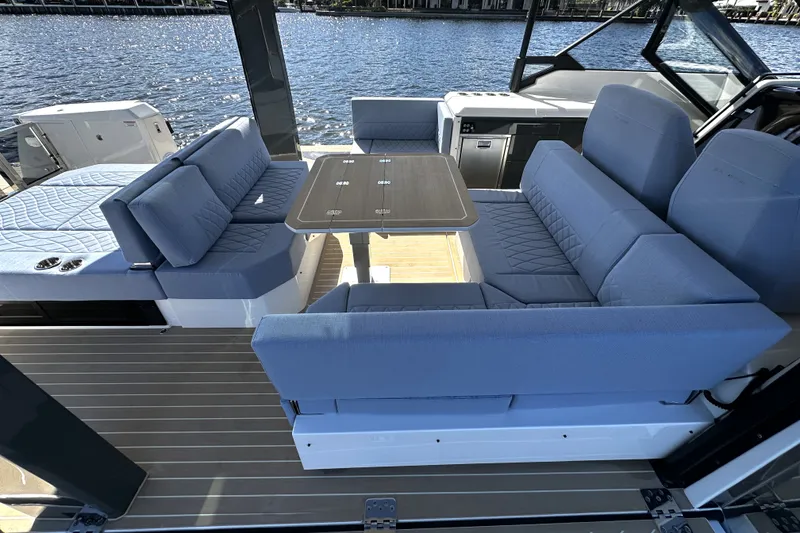 Slide: The Image of Saxdor 400 GTO 2026 - 29