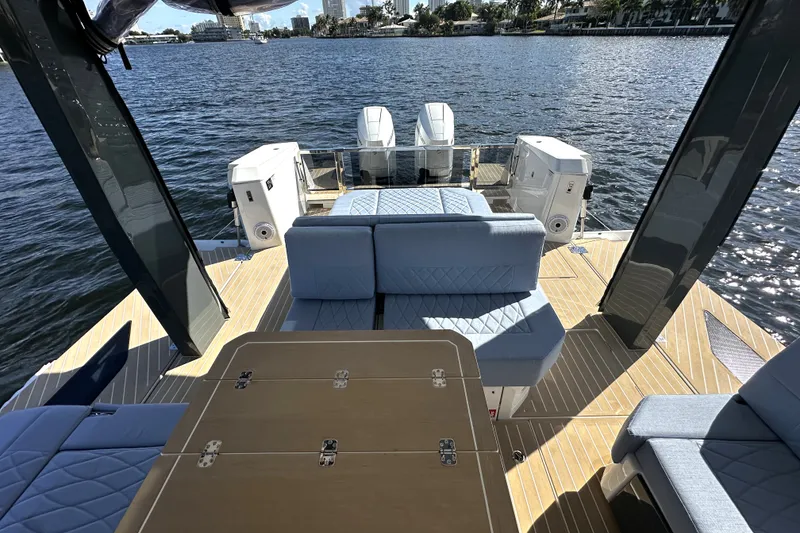 Slide: The Image of Saxdor 400 GTO 2026 - 31