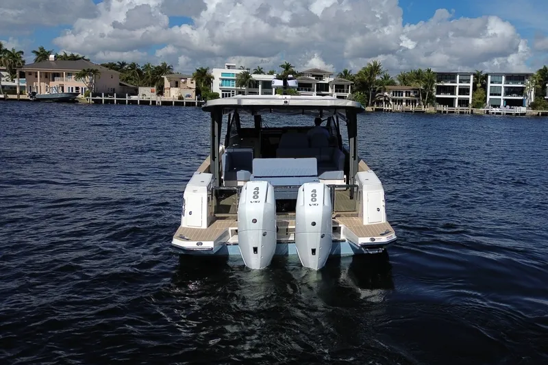 Slide: The Image of Saxdor 400 GTO 2026 - 6