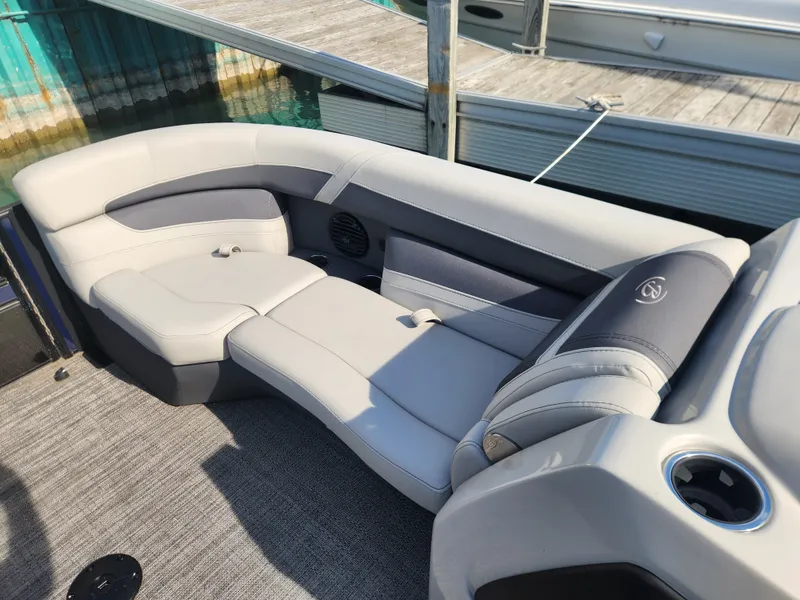 Slide: The Image of Barletta 22 CC TRITOON 2024 - 21