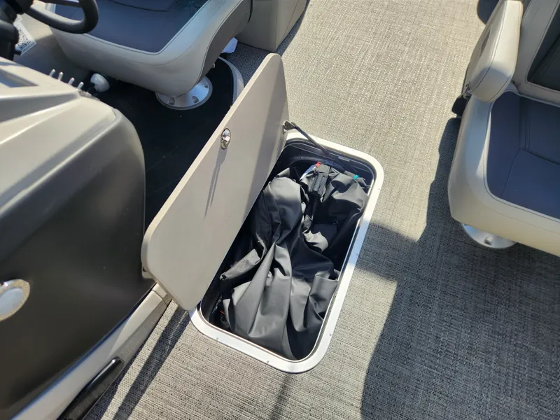 Slide: The Image of Barletta 22 CC TRITOON 2024 - 23