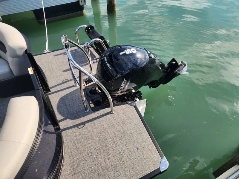 Slide: The Image of Barletta 22 CC TRITOON 2024 - 5