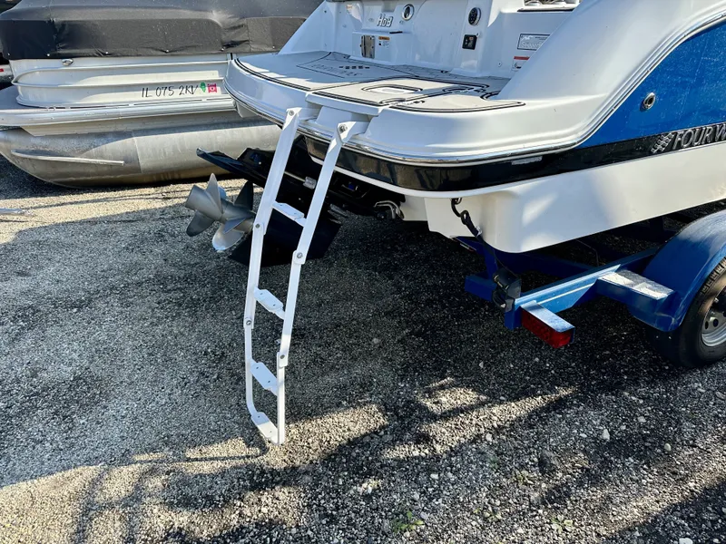 Slide: The Image of Four Winns HD3 2021 - 14